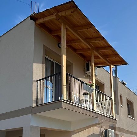 Vila Luani Vlorë Екстериор снимка