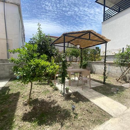 Vila Luani Vlorë Екстериор снимка