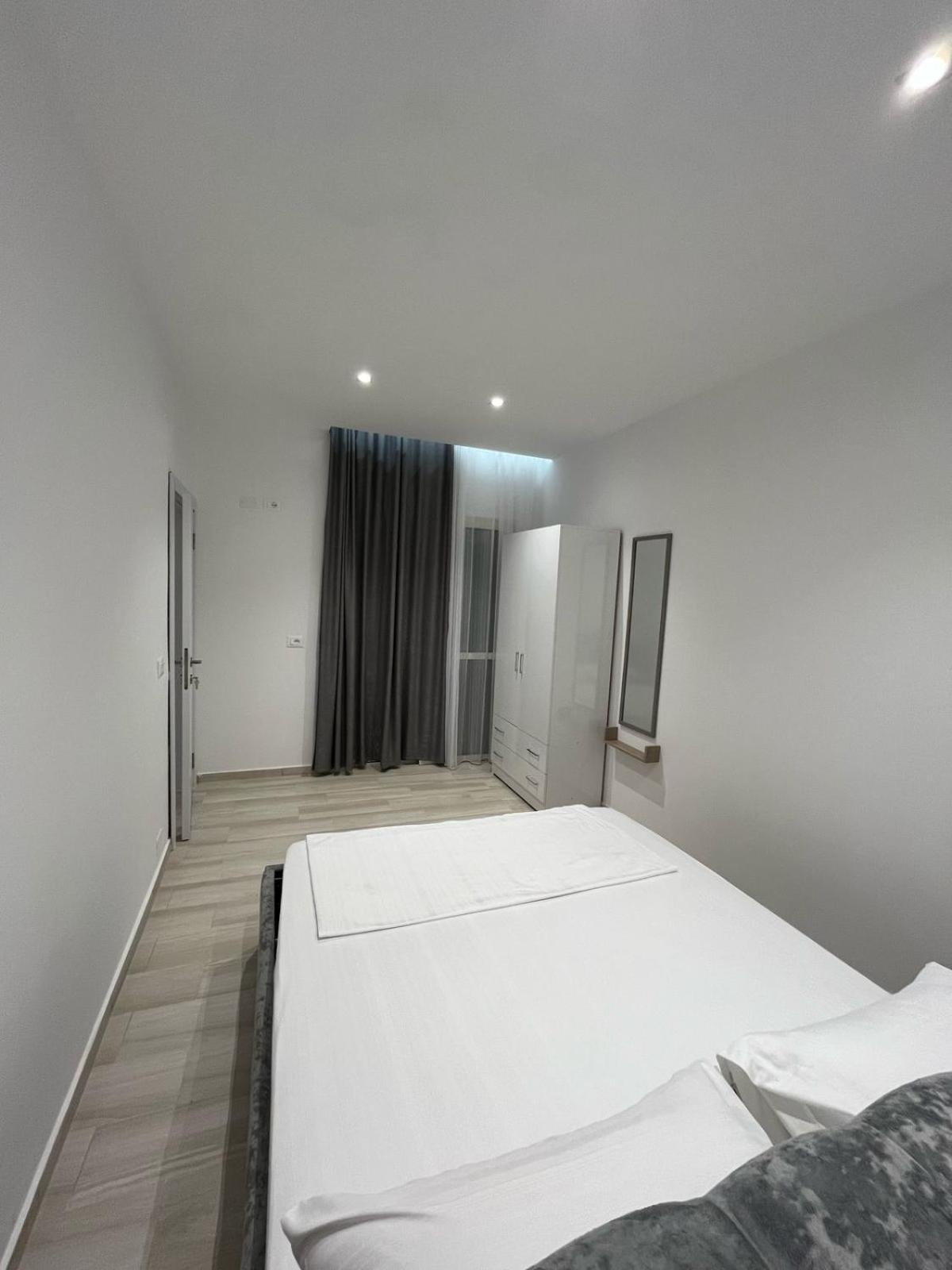 Vila Luani Vlorë Екстериор снимка